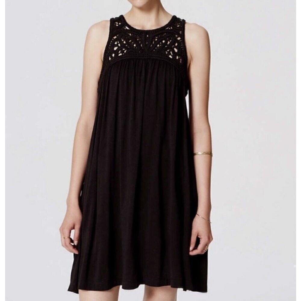 Ann Taylor LOFT Women's Crochet Yoke Neck Sleeveless Casual Dress Size XS Black